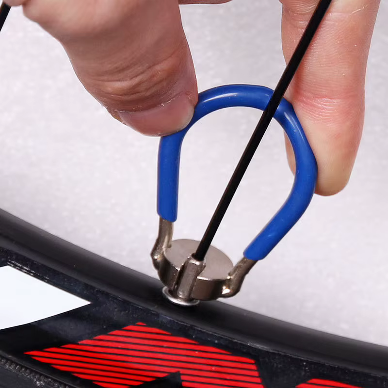 Outil de réparation de démontage de vélo