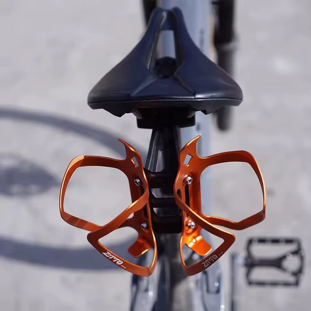 Extension universelle de porte-bidon de vélo en carbone