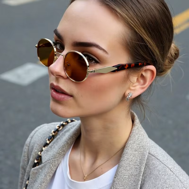 Cyclisme femme petites lunettes de soleil ovales en métal décontracté marque de mode
