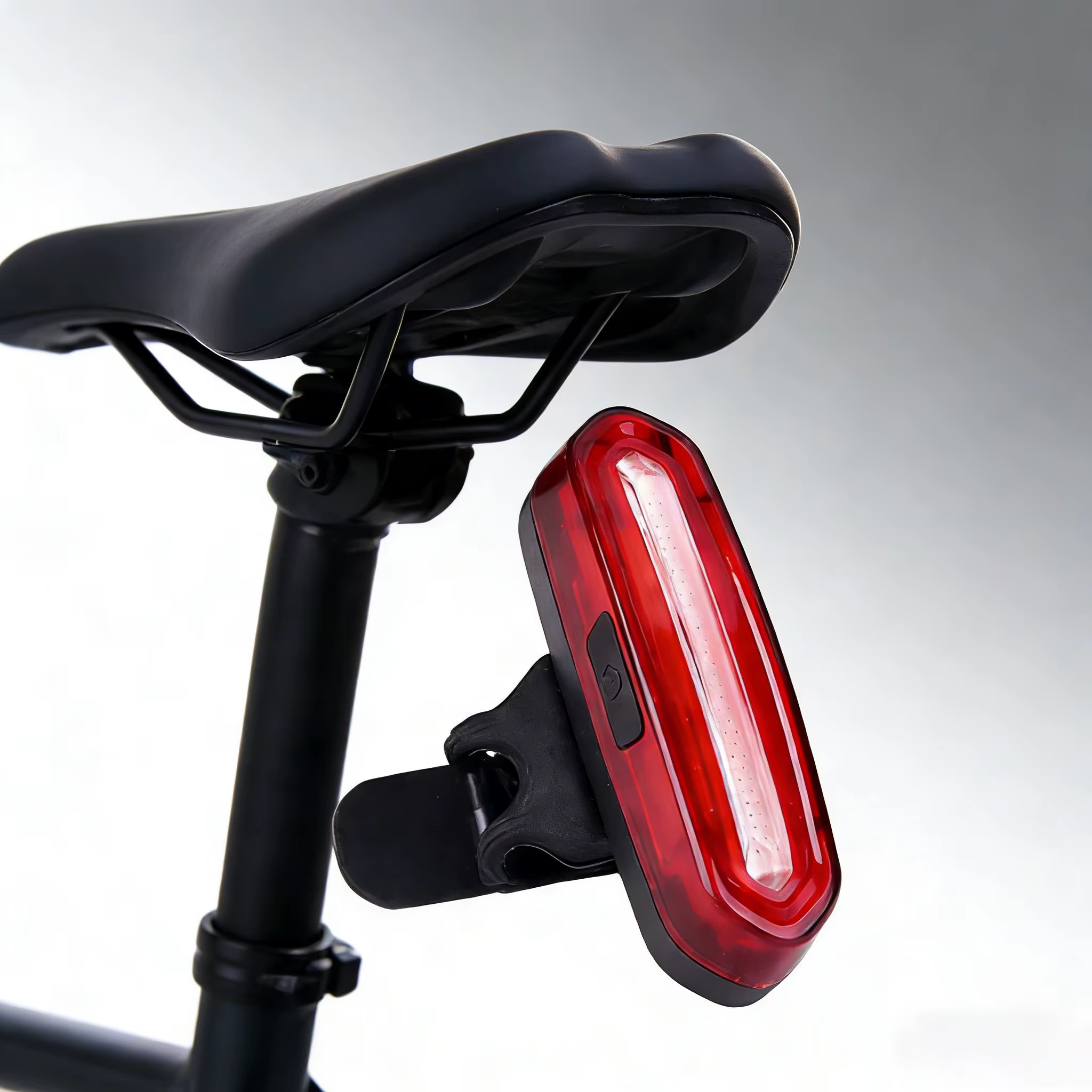 Feu arrière de vélo rouge pour vtt