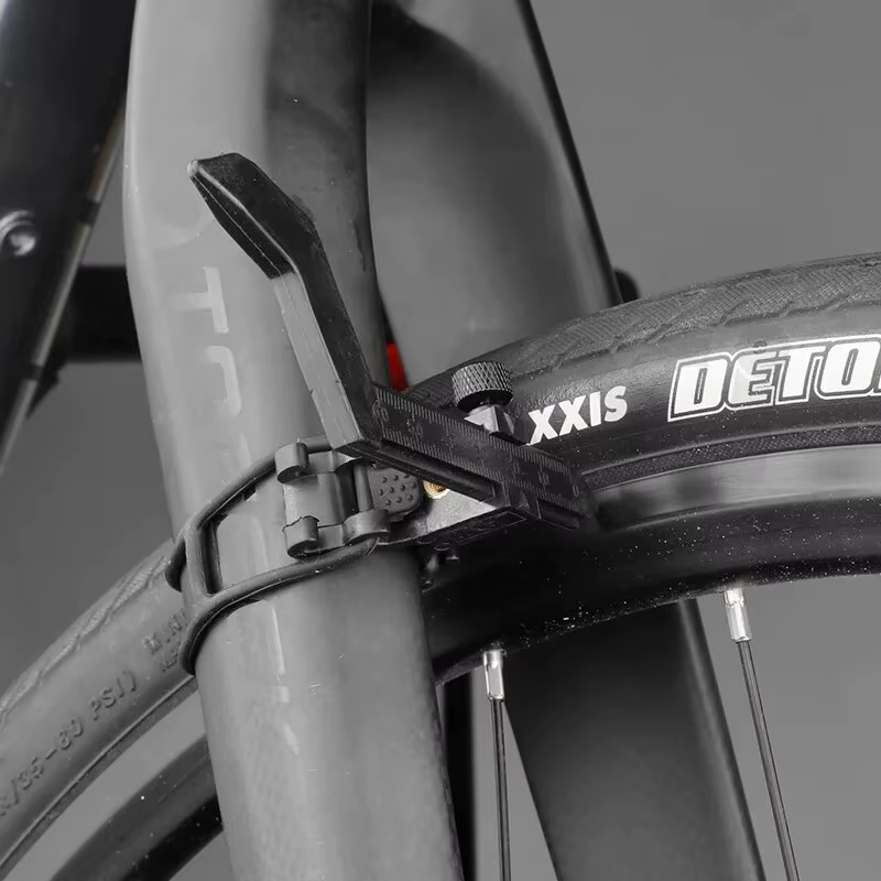 Mini support de réglage de roue de vélo